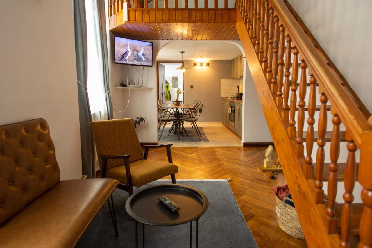 Apartment Be